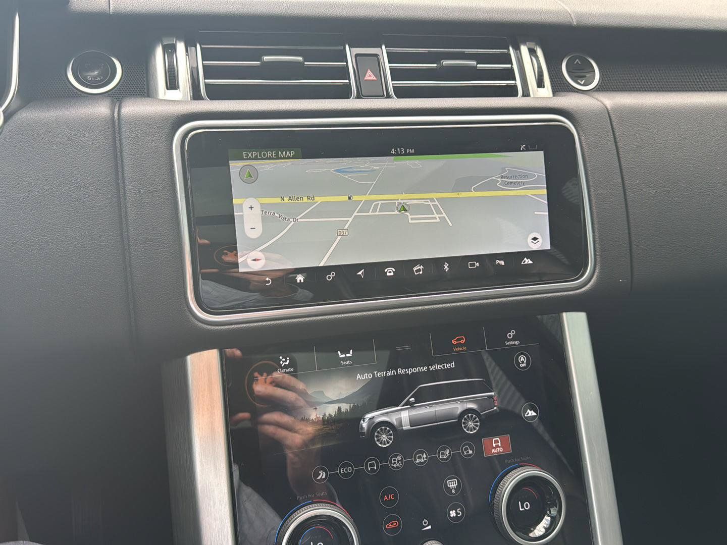 Used 2020 Land Rover Range Rover AWD/4WD image 24