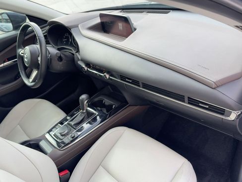 Used 2021 MAZDA CX-30 FWD 2.5 S w/ Premium Package image 31