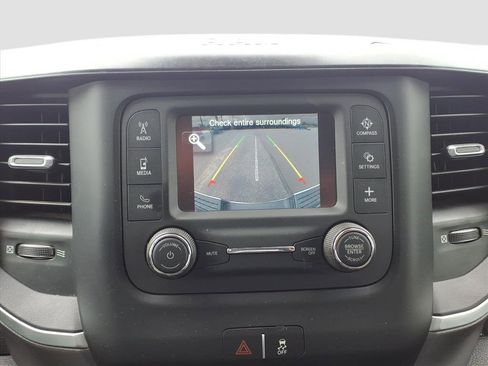 Used 2019 RAM 2500 Big Horn image 19