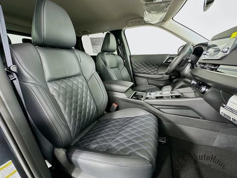 Used 2024 Mitsubishi Outlander SEL Black Edition AWD/4WD image 34