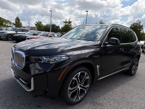 New 2026 BMW X5 xDrive50e w/ Executive Package image 7