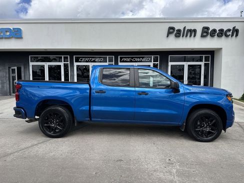 Used 2022 Chevrolet Silverado 1500 Custom image 6