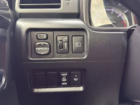 Used 2024 Toyota 4Runner TRD Off-Road AWD/4WD image 22