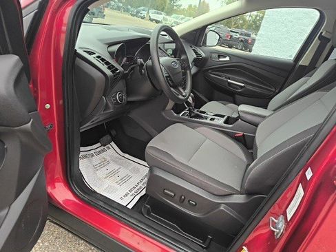 Used 2018 Ford Escape SE w/ SE Sync 3 Package image 11