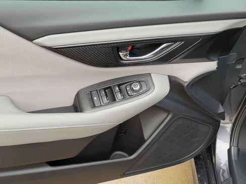 Certified 2025 Subaru Legacy Premium image 4