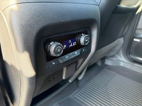 Certified 2024 Chevrolet Traverse RS w/ LPO, Floor Liner Package AWD/4WD image 21