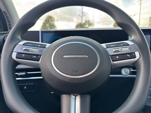 New 2026 Hyundai Tucson SE image 21