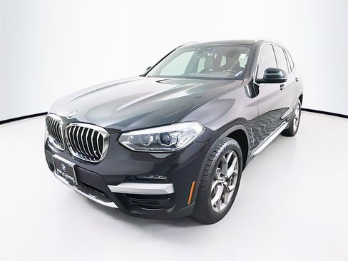 Used 2021 BMW X3 xDrive30i w/ Premium Package image 3
