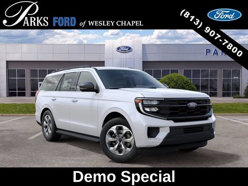 New 2027 Ford Expedition Active RWD image 4