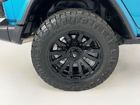 Used 2020 Jeep Wrangler Unlimited Rubicon AWD/4WD image 32