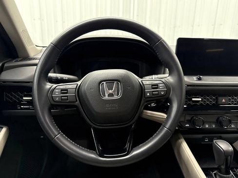 Used 2024 Honda Accord EX-L image 14