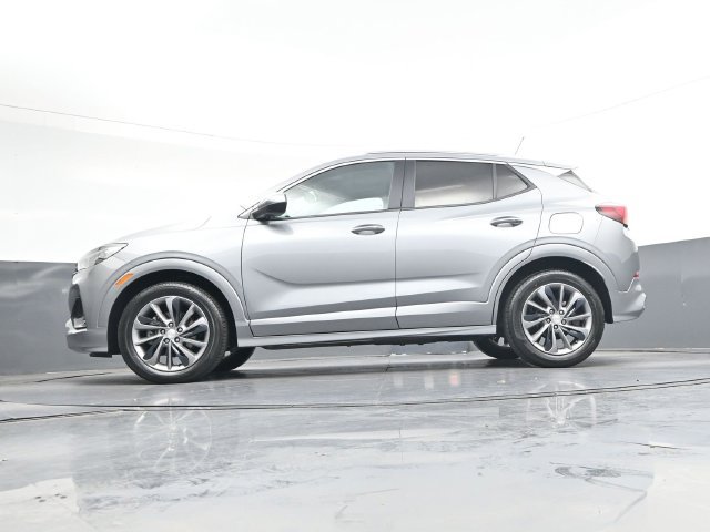 Used 2023 Buick Encore GX Select w/ Experience Buick Package FWD image 39