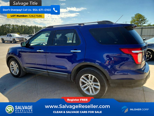 Used 2014 Ford Explorer XLT w/ Equipment Group 202A FWD image 3