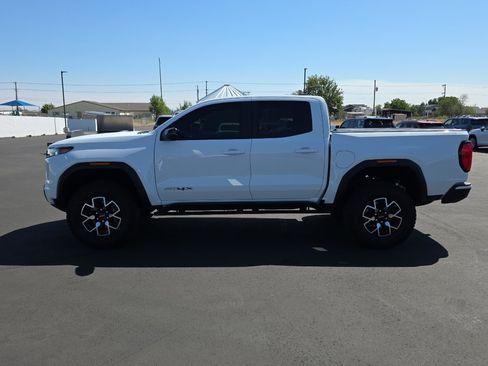 Used 2024 GMC Canyon AT4X AWD/4WD image 4