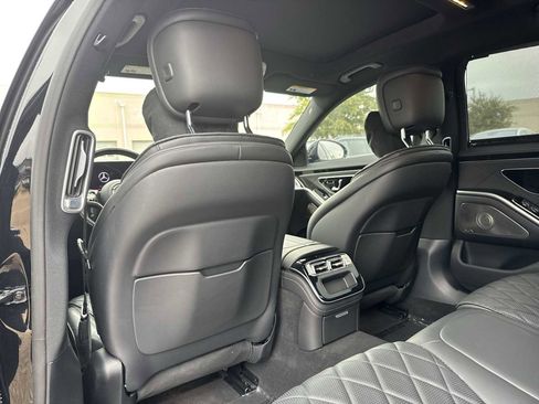 Used 2024 Mercedes-Benz S 580e 4MATIC Sedan image 16