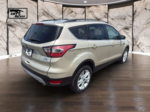 Used 2018 Ford Escape SE AWD/4WD image 6