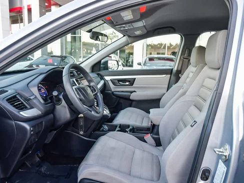 Used 2018 Honda CR-V LX image 16