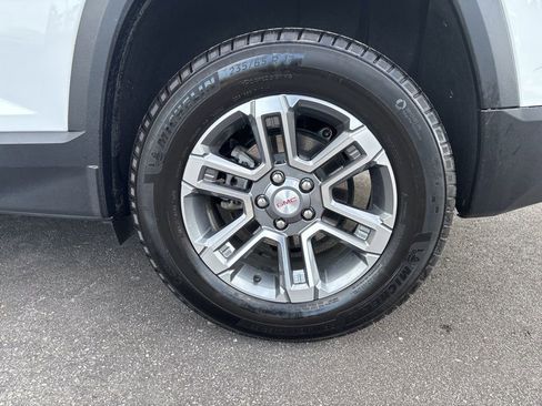 Used 2025 GMC Terrain Elevation AWD/4WD image 12