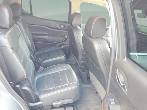 Used 2023 GMC Acadia Denali w/ Denali Ultimate Package FWD image 14