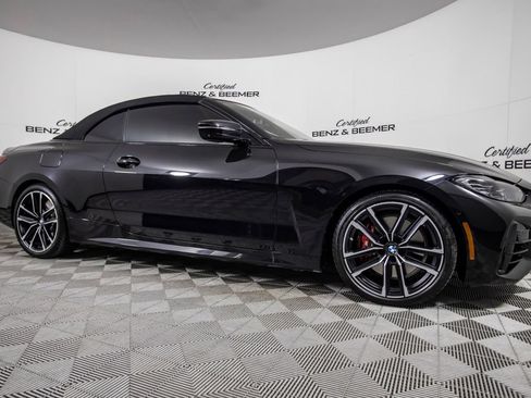 Used 2022 BMW M440i Convertible RWD image 2