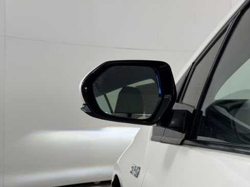 Used 2019 Toyota Prius Prime Advanced image 22