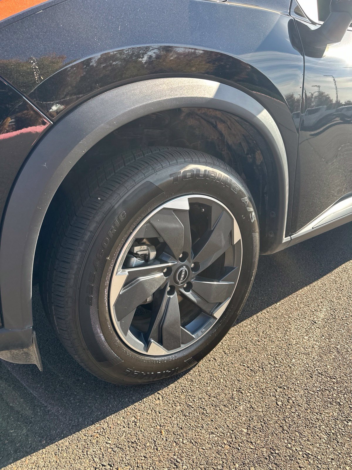 Certified 2025 Nissan Rogue SV AWD/4WD image 10