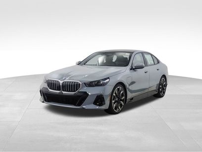 New 2026 BMW 550e xDrive