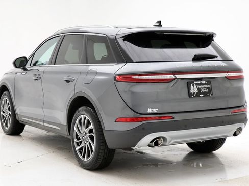 Used 2022 Lincoln Corsair AWD w/ Equipment Group 101A image 7