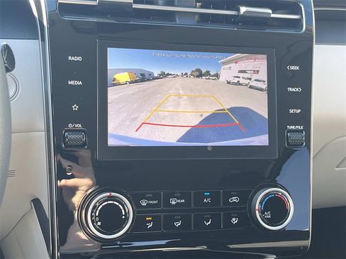 Used 2023 Hyundai Tucson SEL image 25