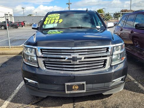 Used 2020 Chevrolet Tahoe Premier w/ Premier 6.2L Value Package image 2