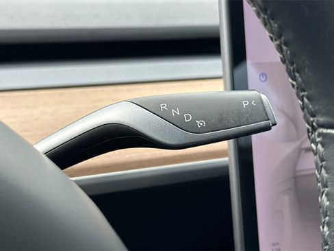 Used 2019 Tesla Model 3 Mid Range image 21