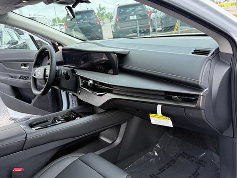 New 2026 Nissan Murano SV AWD/4WD image 16
