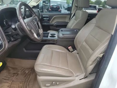 Used 2015 GMC Sierra 2500 Denali w/ Duramax Plus Package AWD/4WD image 4