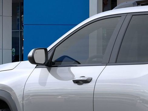 New 2026 Chevrolet Equinox ACTIV w/ Convenience Package III image 12