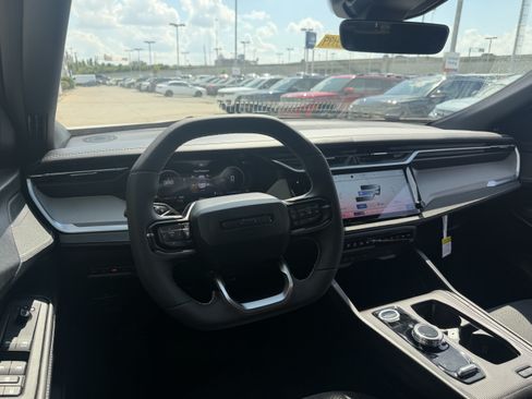 New 2026 Jeep Cherokee Laredo AWD/4WD image 28