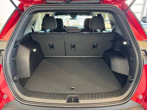 New 2026 Chevrolet Equinox LT w/ Safety and Technology Package AWD/4WD image 38