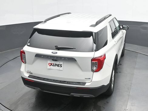 Used 2020 Ford Explorer XLT w/ Equipment Group 202A AWD/4WD image 34