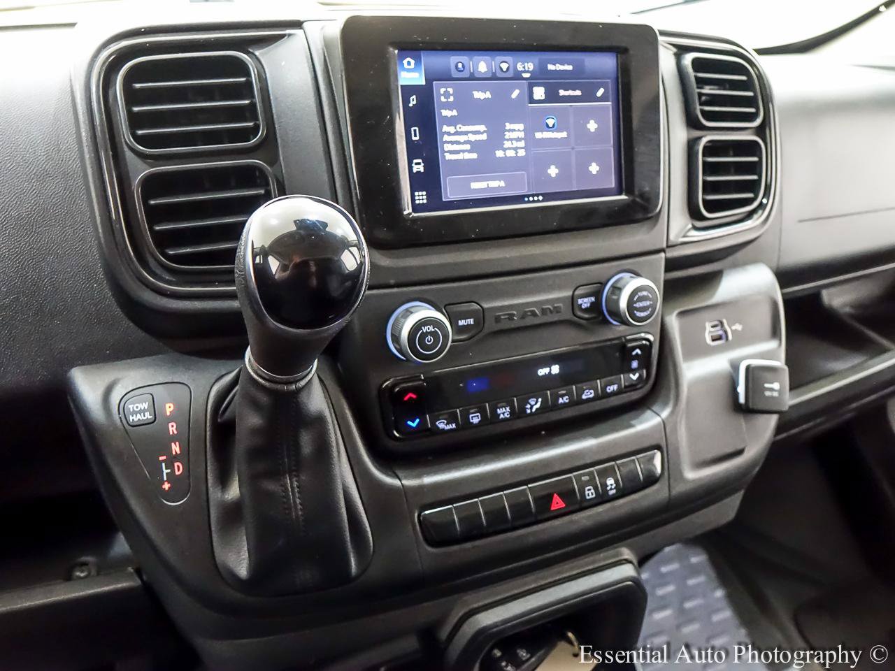 Used 2023 RAM ProMaster 2500 FWD image 11