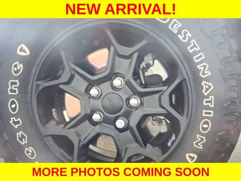 Used 2023 Jeep Wrangler Unlimited w/ Cold Weather Group AWD/4WD image 7