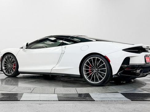 Used 2021 McLaren GT RWD image 9