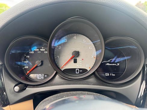 Used 2021 Porsche Macan S AWD/4WD image 35