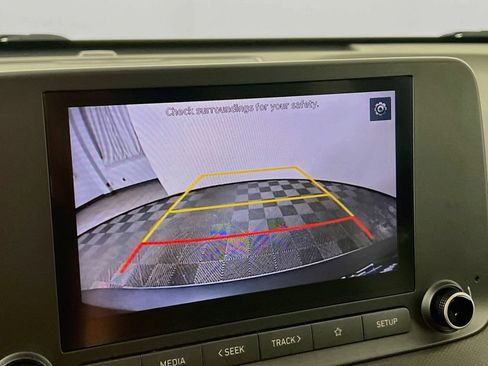Certified 2022 Hyundai Kona SEL AWD/4WD image 12