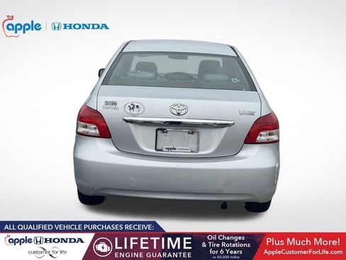 Used 2010 Toyota Yaris Sedan image 6