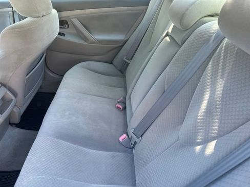 Used 2009 Toyota Camry FWD image 8