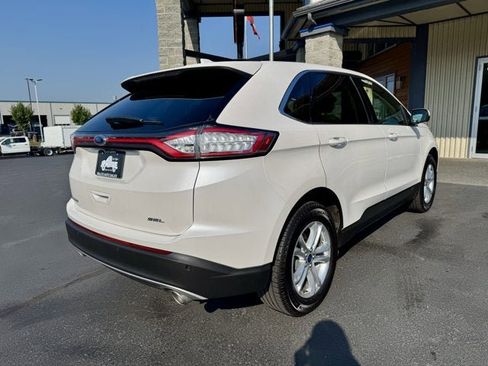 Used 2017 Ford Edge SEL w/ Equipment Group 201A image 4