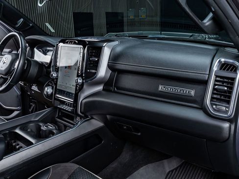 Used 2024 RAM 1500 Laramie image 17