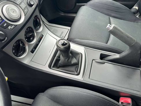 Used 2010 MAZDA MAZDA3 s Sport FWD image 18