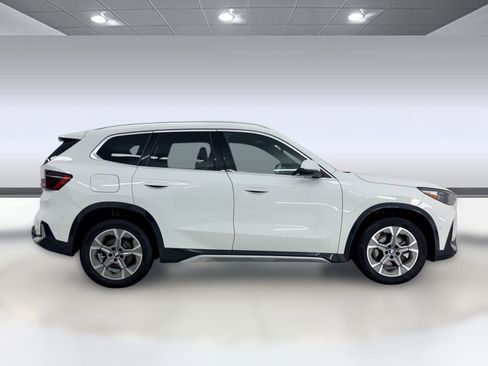 Used 2025 BMW X1 xDrive28i AWD/4WD image 8
