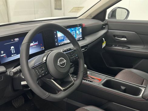 New 2026 Nissan Kicks SR w/ SR Premium Package image 20