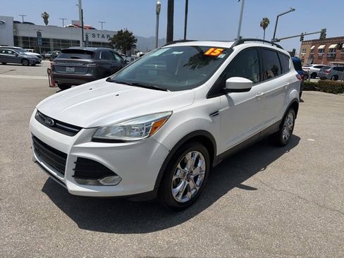 Used 2015 Ford Escape SE w/ Equipment Group 201A AWD/4WD image 3